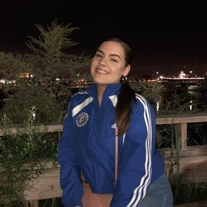 Meet your Posher, Stephany